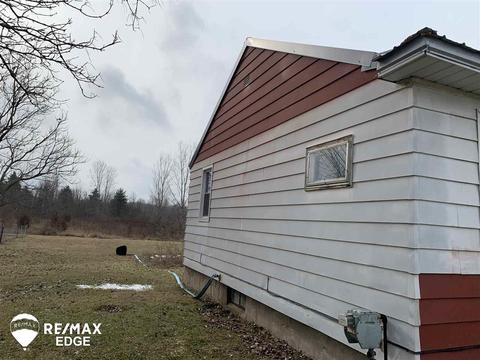12070 Davison Rd, Davison, MI 48423 photo 9