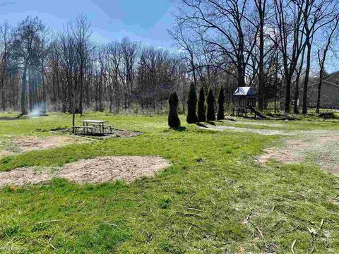 1102 E Oliver, Owosso, MI 48867 photo 37