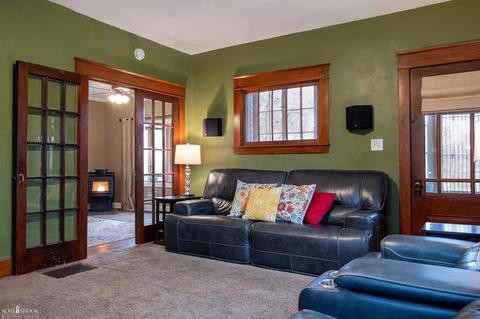 1102 E Oliver, Owosso, MI 48867 photo 8