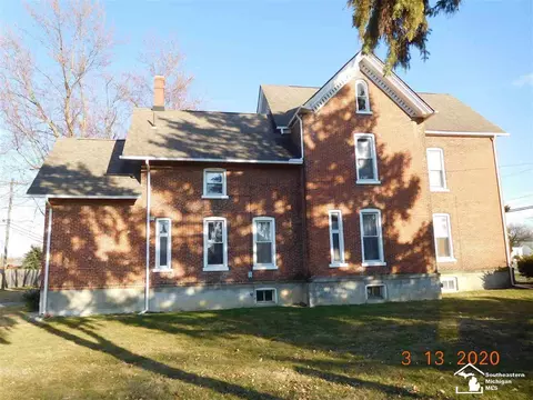 1910 S Custer, Monroe, MI 48161 photo 2
