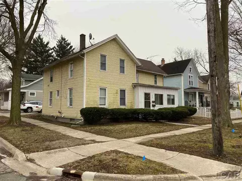 426 Ormsby, Adrian, MI 49221 photo 1