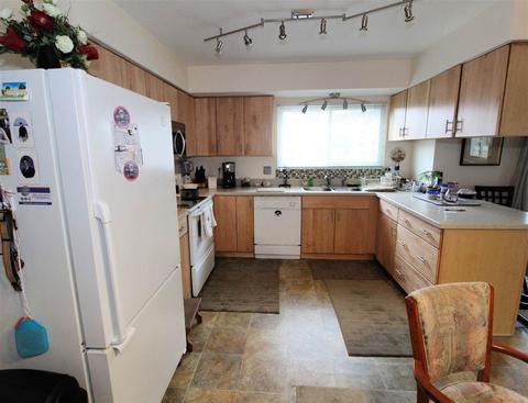 1009 Drury Ln, Flushing, MI 48433 photo 5