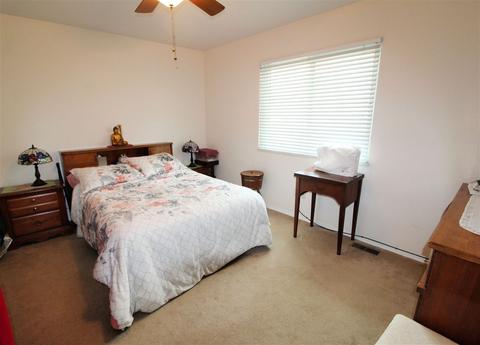 1009 Drury Ln, Flushing, MI 48433 photo 10