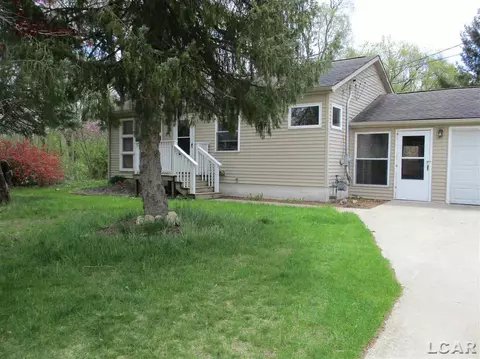 1285 Sutton, Adrian, MI 49221 photo 2