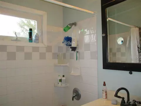 1285 Sutton, Adrian, MI 49221 photo 21