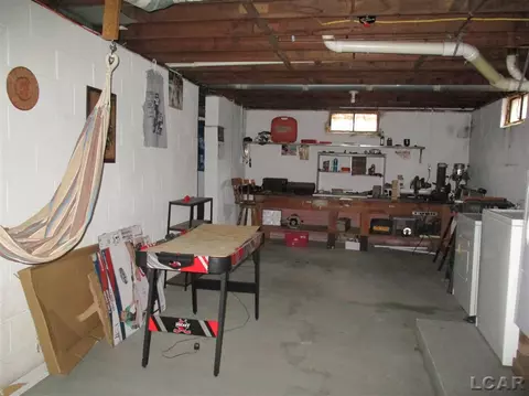 1285 Sutton, Adrian, MI 49221 photo 25
