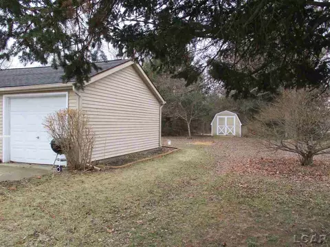1285 Sutton, Adrian, MI 49221 photo 6