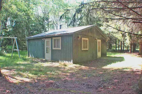5850 E Shabbona, Carsonville, MI 48419 photo 3