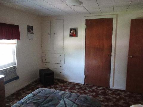 435 Grover, Owosso, MI 48867 photo 14