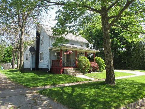 435 Grover, Owosso, MI 48867 photo 1