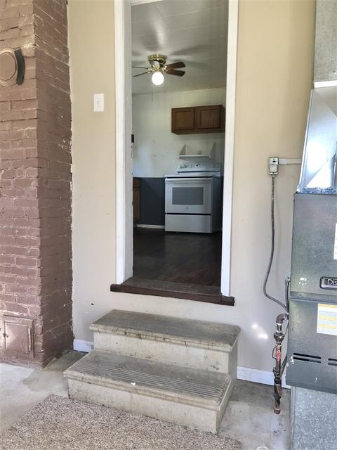 914 E Mason, Owosso, MI 48867 photo 17