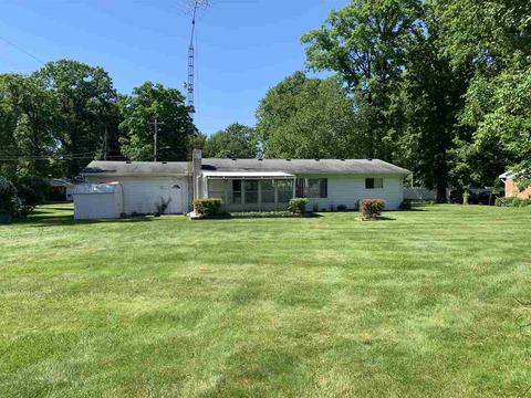 1203 Pickwick Pl, Flint, MI 48507 photo 6