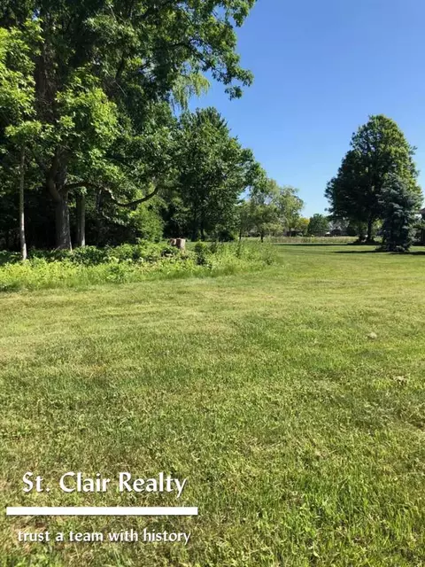 205 Golfview, Saint Clair, MI 48079 photo 3