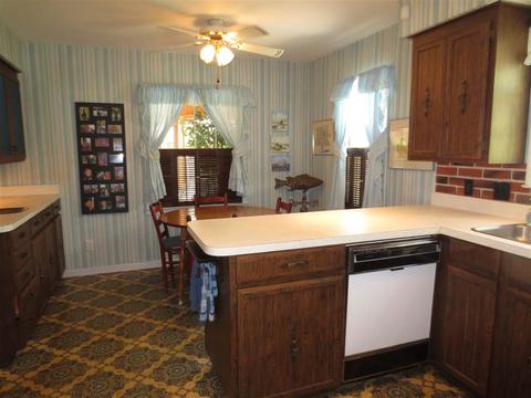 1318 Maxine St, Flint, MI 48503 photo 16