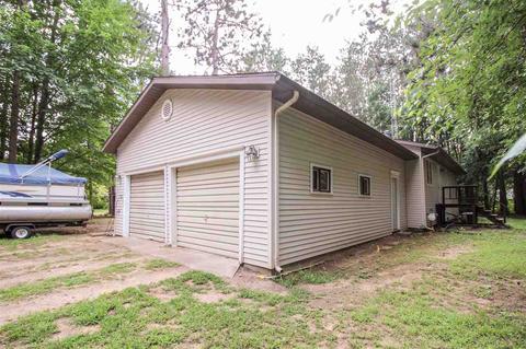 7107 Gillette, Flushing, MI 48433 photo 1