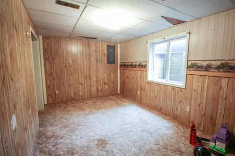 7107 Gillette, Flushing, MI 48433 photo 17