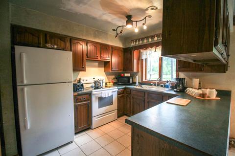 7107 Gillette, Flushing, MI 48433 photo 3