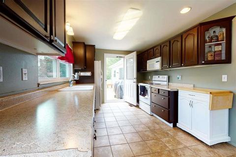 6099 E Potter, Davison, MI 48423 photo 16