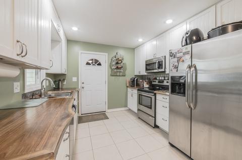 5152 Blossom Dr, Flushing, MI 48433 photo 10