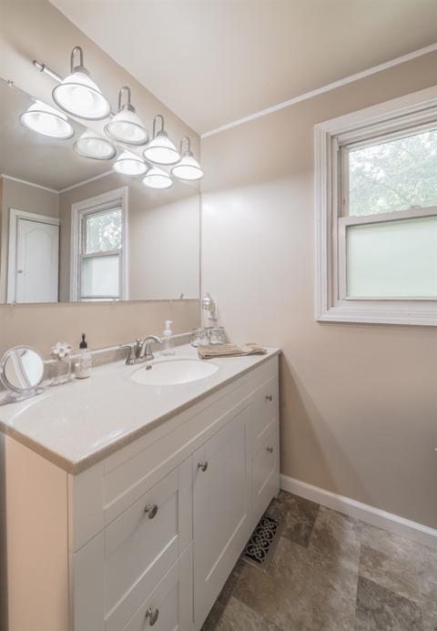 5152 Blossom Dr, Flushing, MI 48433 photo 18