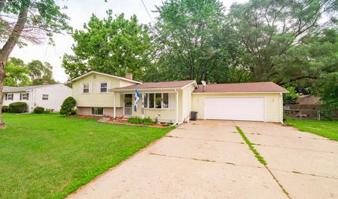 5152 Blossom Dr, Flushing, MI 48433 photo 1