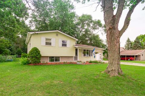 5152 Blossom Dr, Flushing, MI 48433 photo 3