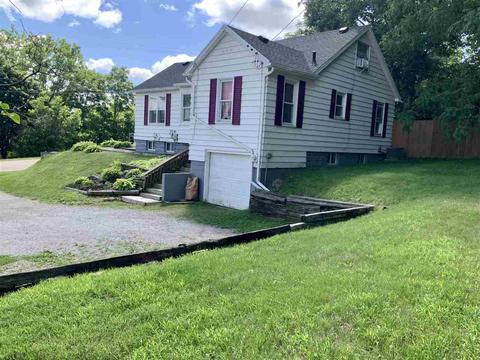 202 Terrace St, Flushing, MI 48433 photo 3
