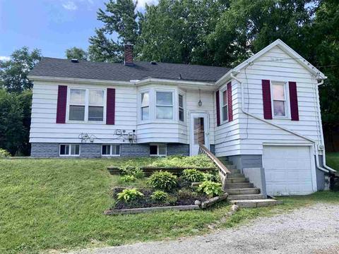 202 Terrace St, Flushing, MI 48433 photo 2