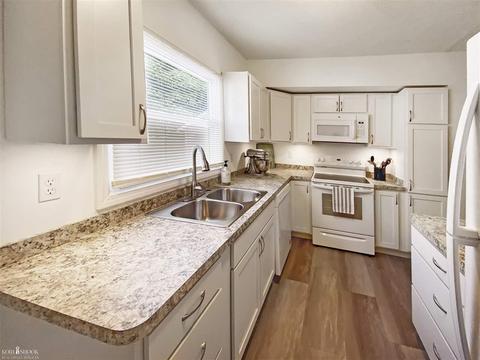106 Jennett, Owosso, MI 48867 photo 11