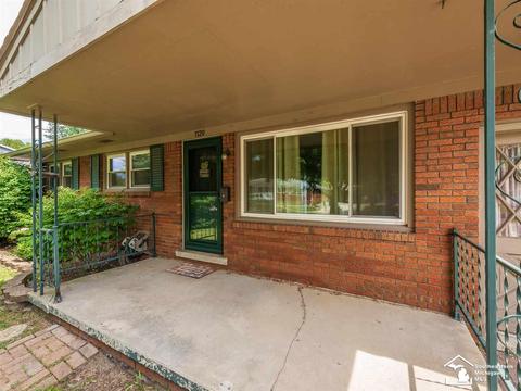 1120 Mccormick Dr, Monroe, MI 48162 photo 2