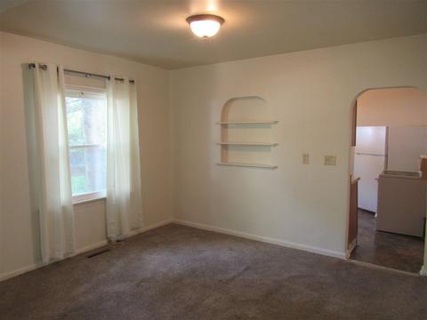 3238 Amelia Ave, Flushing, MI 48433 photo 6
