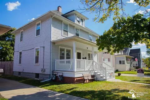 160 Riverview, Monroe, MI 48162 photo 2