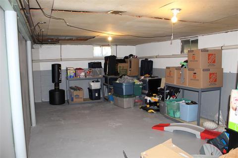 906 Coutant, Flushing, MI 48433 photo 24