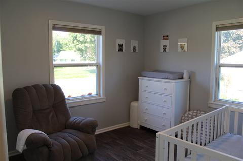 906 Coutant, Flushing, MI 48433 photo 17