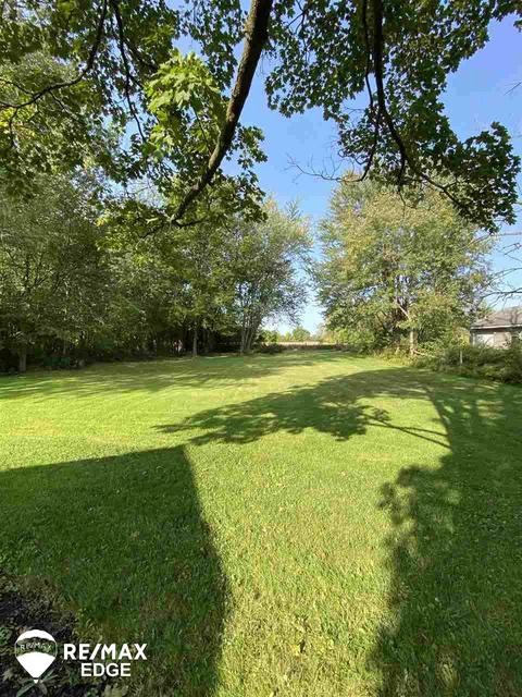 5313 State, Davison, MI 48423 photo 2