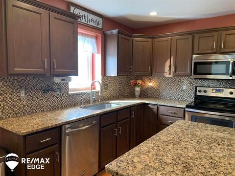 8110 Boulder Dr, Davison, MI 48423 photo 8