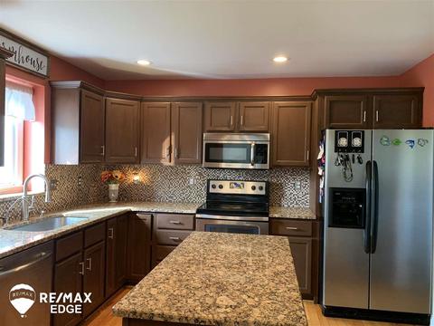 8110 Boulder Dr, Davison, MI 48423 photo 2
