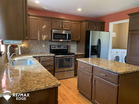 8110 Boulder Dr, Davison, MI 48423 photo 6