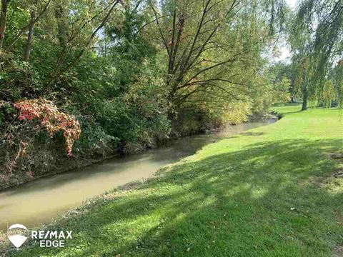 48372 Lafayette Dr, Macomb, MI 48044 photo 40