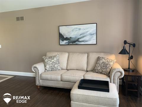 48372 Lafayette Dr, Macomb, MI 48044 photo 17