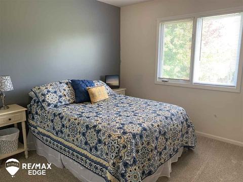 48372 Lafayette Dr, Macomb, MI 48044 photo 28