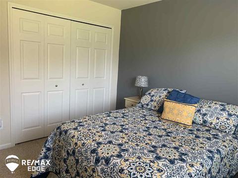 48372 Lafayette Dr, Macomb, MI 48044 photo 27