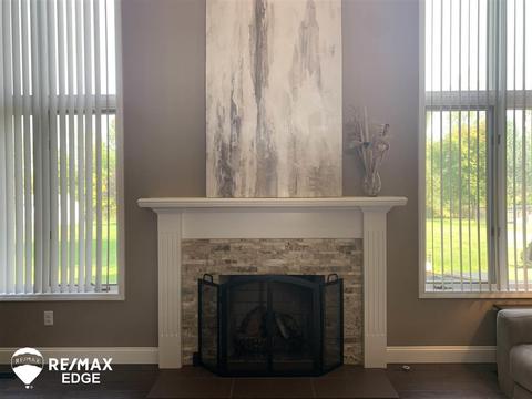 48372 Lafayette Dr, Macomb, MI 48044 photo 12