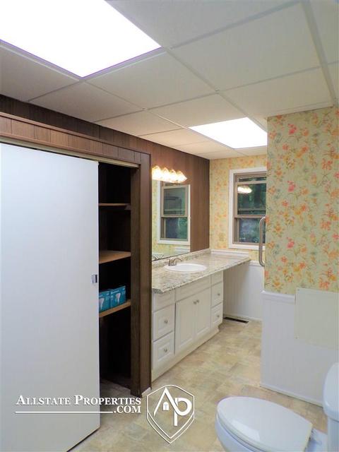 2180 Lela Dr, Flint, MI 48507 photo 12