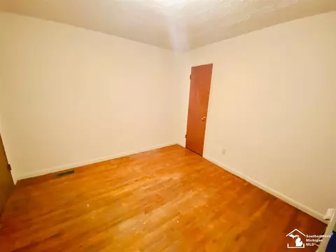 160 Riley, Dundee, MI 48131 photo 16