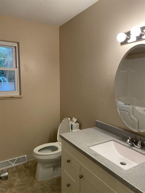 6129 Riverview Rd, Vassar, MI 48768 photo 9