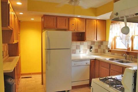 646 E Main St, Owosso, MI 48867 photo 13