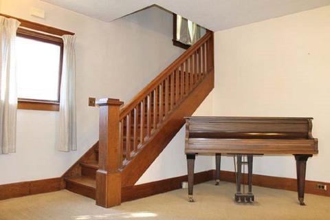 646 E Main St, Owosso, MI 48867 photo 7
