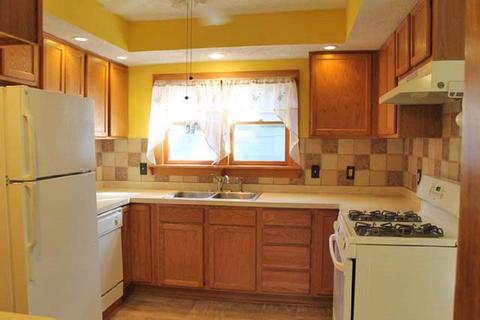 646 E Main St, Owosso, MI 48867 photo 12