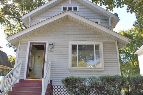 646 E Main St, Owosso, MI 48867 photo 1